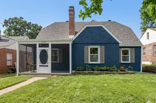 1545 Moore Pl, University City, MO 63130 - Photo 2