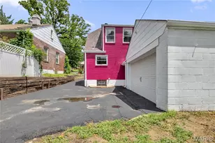 1545 Moore Pl, University City, MO 63130 - Photo 32