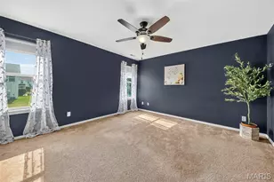 210 Homeshire Cir, Wentzville, MO 63385 - Photo 18