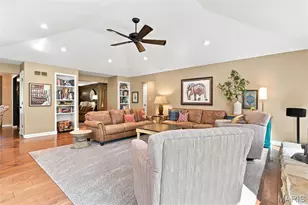 13 Summerhill Ln, Town and Country, MO 63017 - Photo 14