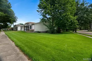 1060 Timberwood Trails Dr, Florissant, MO 63031 - Photo 42