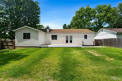 1060 Timberwood Trails Drive, Florissant, MO 63031 - Photo 40