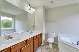 70 Countryside Ests Dr, Troy, MO 63379 - Photo 8