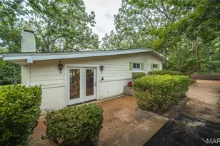 805 Cochise Ih Dr, Cuba, MO 65453 - Photo 2