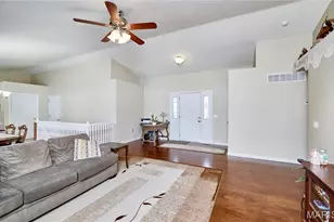 232 Allison Ln, Winfield, MO 63389 - Photo 4