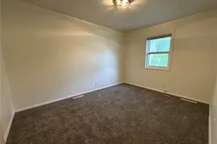 903 Fulton Ave, Hannibal, MO 63401 - Photo 10