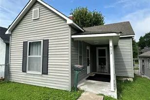 903 Fulton Ave, Hannibal, MO 63401 - Photo 1