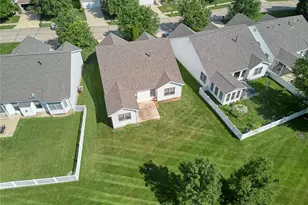 556 Boulder River Dr, Saint Charles, MO 63368 - Photo 4