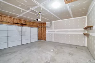 556 Boulder River Dr, Saint Charles, MO 63368 - Photo 30