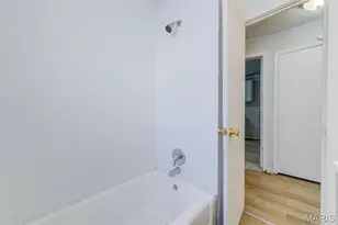 121 Coburg Dr, Saint Louis, MO 63137 - Photo 10