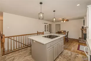 12112 Greenwalk Dr, Saint Louis, MO 63146 - Photo 8