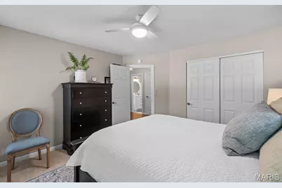 608 Westledge Court, Des Peres, MO 63131 - Photo 34