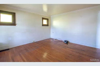 6912 Robbins Avenue, Pagedale, MO 63133 - Photo 6