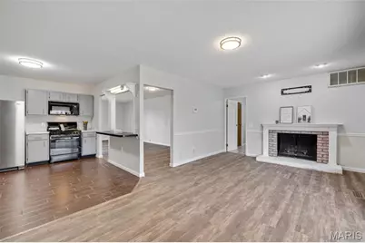 4649 McIlroy Drive, Saint Louis, MO 63128 - Photo 16