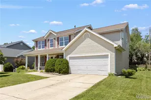 7385 Little Oaks Dr, O'Fallon, MO 63368 - Photo 2