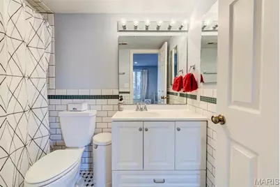 114 W Pine Place #7, Saint Louis, MO 63108 - Photo 24