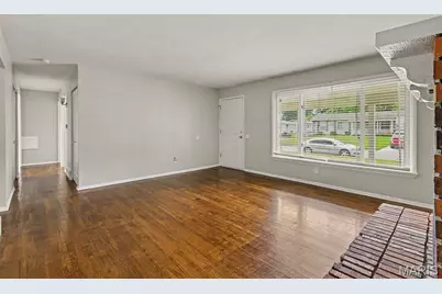 1307 Claudine Drive, Saint Louis, MO 63138 - Photo 6
