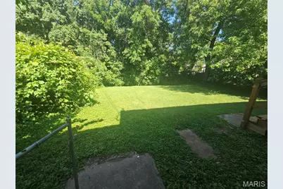 10308 Galloway Drive, Saint Louis, MO 63137 - Photo 14