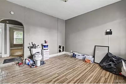 5823 Helen Avenue, Jennings, MO 63136 - Photo 6