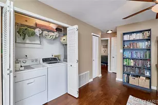 1375 Mobile Ct, Saint Louis, MO 63139 - Photo 6