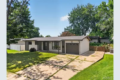 1455 Ranchwood Drive, Florissant, MO 63031 - Photo 6