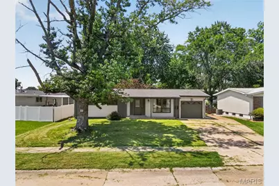 1455 Ranchwood Drive, Florissant, MO 63031 - Photo 8