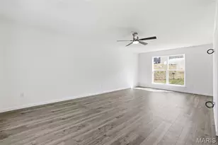 1708 Martingale Ln, Eureka, MO 63025 - Photo 2