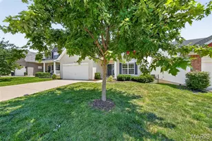 302 Pecan Bluffs Dr, Wentzville, MO 63385 - Photo 60