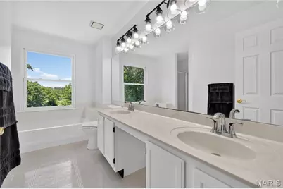10323 Grant Forest Lane, Saint Louis, MO 63123 - Photo 20