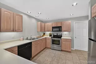 704 Villas Estates Dr, Unincorporated, MO 63026 - Photo 14