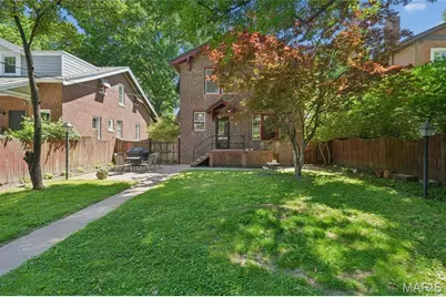 7051 Waterman Avenue, University City, MO 63130 - Photo 12