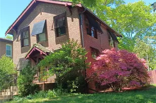 7051 Waterman Ave, University City, MO 63130 - Photo 1