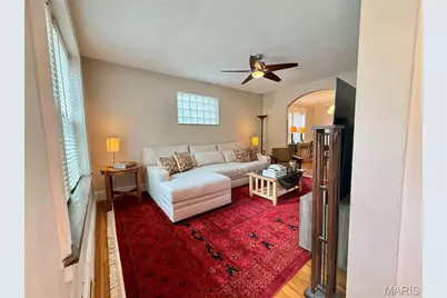 5457 Robert Avenue, Saint Louis, MO 63109 - Photo 6