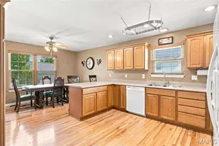 507 Cobblestone Ct, Farmington, MO 63640 - Photo 2