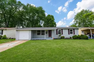2175 Collier Dr, Florissant, MO 63031 - Photo 2