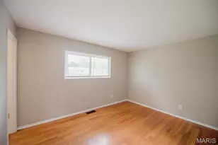 2175 Collier Dr, Florissant, MO 63031 - Photo 14
