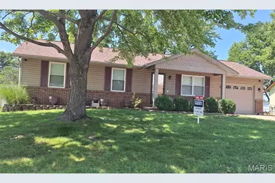 4 Vanguard Drive, Saint Peters, MO 63376 - Photo 1