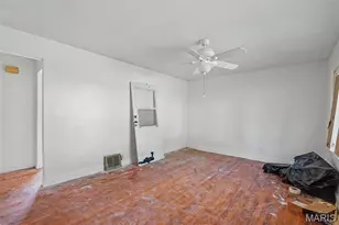 10068 Stimson Dr, Saint Louis, MO 63137 - Photo 4