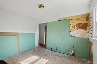 10068 Stimson Dr, Saint Louis, MO 63137 - Photo 10