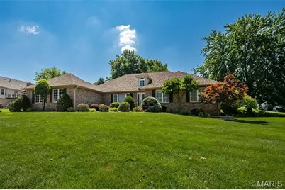 73 Gillette Field Close, Saint Charles, MO 63304 - Photo 4