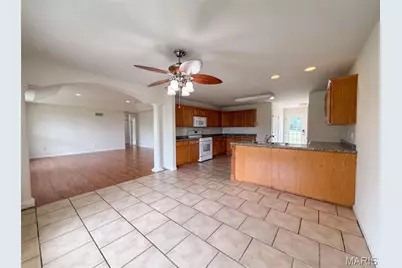 2357 Bastean Road, Wentzville, MO 63385 - Photo 8