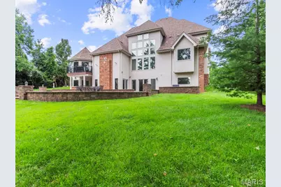 360 Laduemont Drive, Saint Louis, MO 63141 - Photo 14