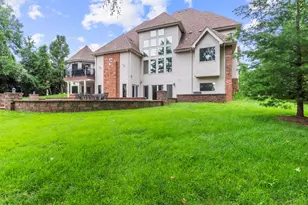360 Laduemont Dr, Saint Louis, MO 63141 - Photo 12
