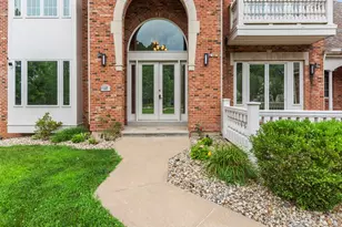360 Laduemont Dr, Saint Louis, MO 63141 - Photo 6