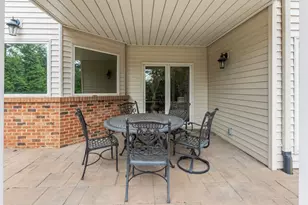 360 Laduemont Dr, Saint Louis, MO 63141 - Photo 10