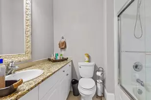 360 Laduemont Dr, Saint Louis, MO 63141 - Photo 54