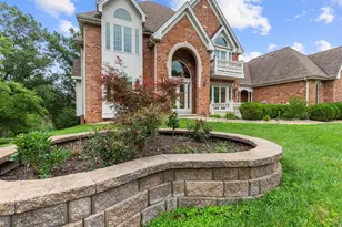360 Laduemont Dr, Saint Louis, MO 63141 - Photo 4