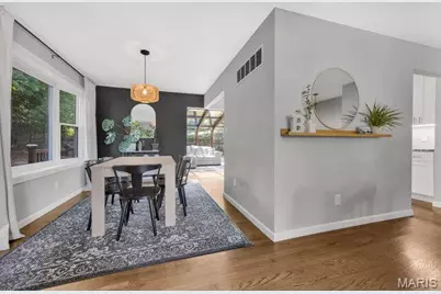 12034 Debonnaire Drive, Saint Louis, MO 63146 - Photo 10