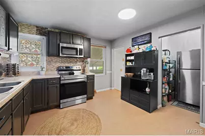 2353 Berwyn Drive, Moline Acres, MO 63136 - Photo 10