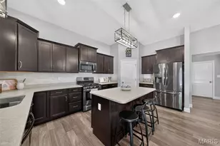 345 Mystic Brook Dr, O'Fallon, MO 63366 - Photo 16